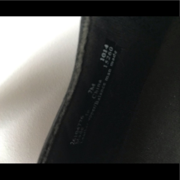 CLARKS in Black Super Comfy size 7 - Picture 8 of 8